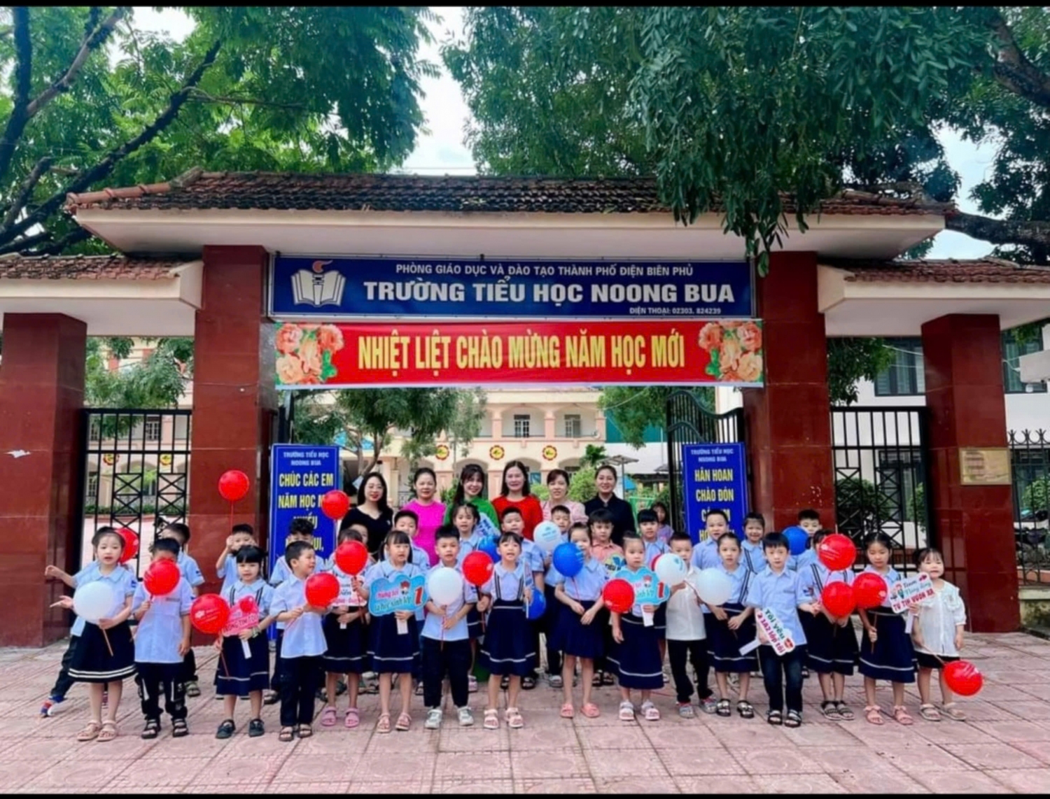 TRƯỜNG TIỂU HỌC NOONG BUA HÂN HOAN CHÀO ĐÓN HỌC SINH LỚP 1 TỰU TRƯỜNG